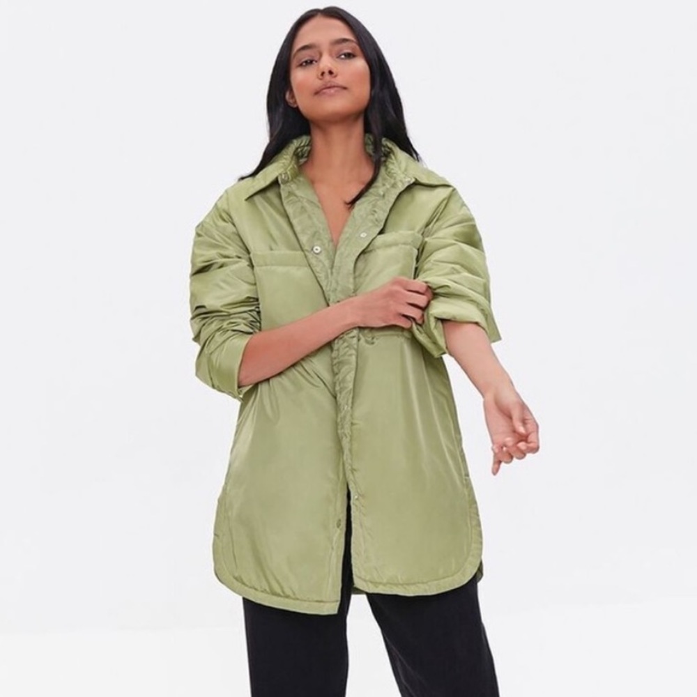 Forever 21 Lightweight Winter Jacket Dolphin Hem Pockets Green Size Medium